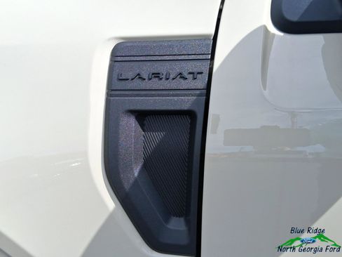 New 2025 Ford Maverick Lariat w/ Black Appearance Package image 26