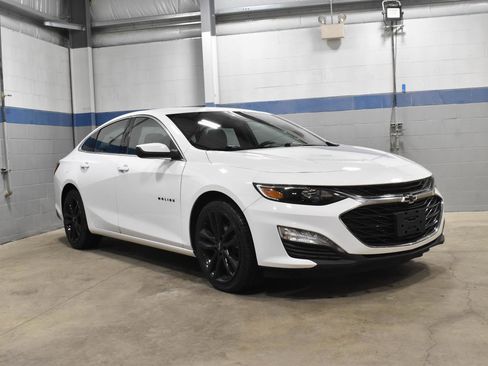 Used 2024 Chevrolet Malibu LT w/ Sport Edition FWD image 31