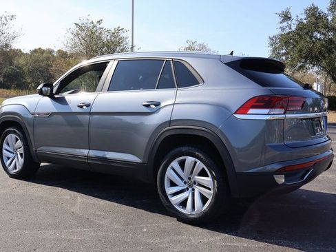 Used 2023 Volkswagen Atlas Cross Sport SE w/ Panoramic Sunroof Package image 6