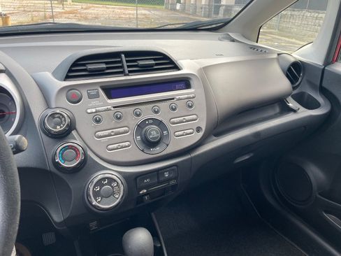 Used 2013 Honda Fit image 39