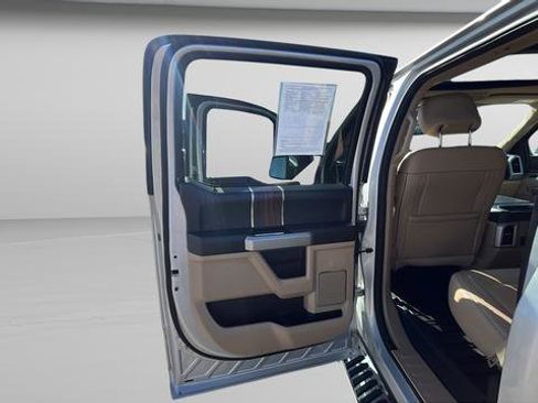 Used 2017 Ford F150 Lariat w/ Equipment Group 502A Luxury image 21