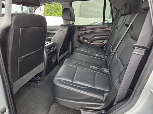 Used 2017 GMC Yukon SLT RWD image 16