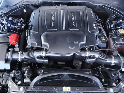 Used 2016 Jaguar XF Prestige image 47