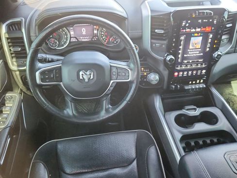 Used 2020 RAM 1500 Laramie AWD/4WD image 11