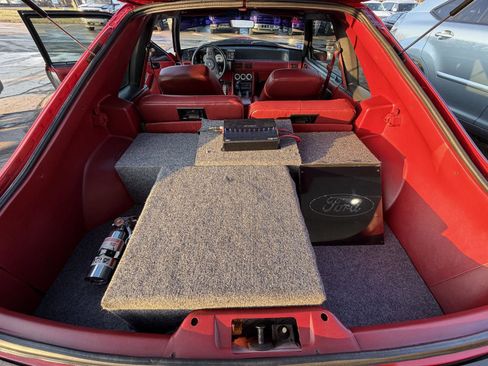 Used 1988 Ford Mustang GT image 19