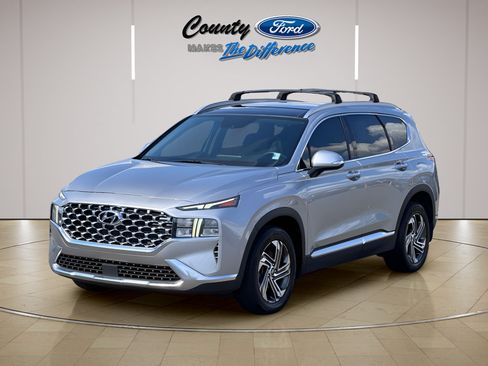 Used 2022 Hyundai Santa Fe SEL w/ Convenience + Premium Package FWD image 2