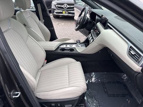 Used 2023 Genesis G70 3.3T w/ Sport Advanced Package image 35