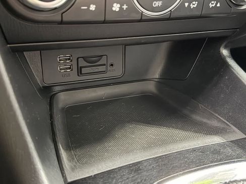 Used 2018 MAZDA MAZDA3 Grand Touring w/ Premium Equipment Package image 23