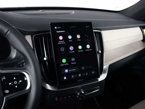 New 2026 Volvo XC90 T8 Plus image 6