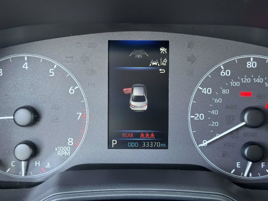 Used 2025 Toyota Corolla LE FWD image 13