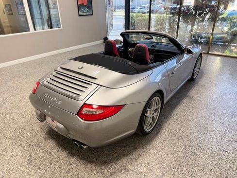 Used 2010 Porsche 911 Carrera S RWD image 10
