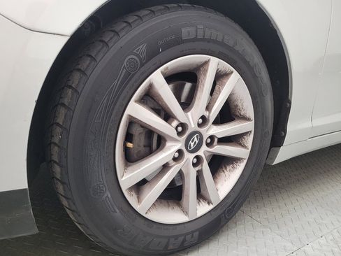 Used 2015 Hyundai Sonata SE FWD image 31