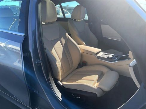 Certified 2025 BMW 330i Sedan w/ Convenience Package image 10