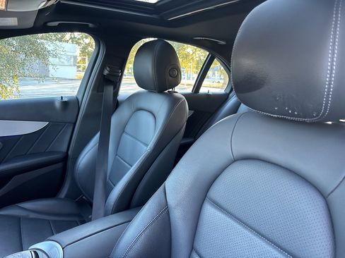 Used 2020 Mercedes-Benz C 300 4MATIC Sedan image 24