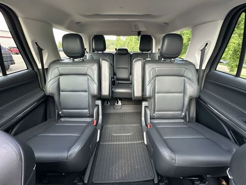 New 2025 Lincoln Navigator Reserve AWD/4WD image 23