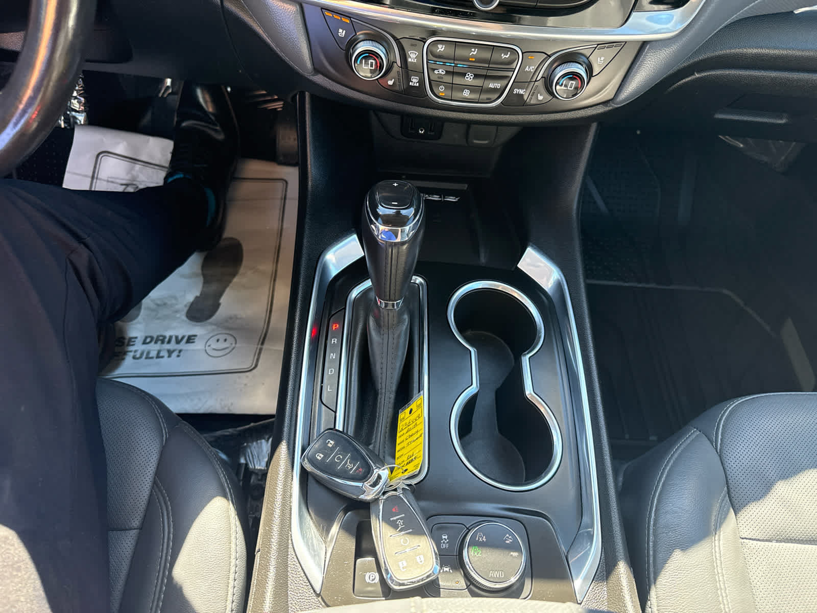 Used 2018 Chevrolet Traverse Premier AWD/4WD image 26