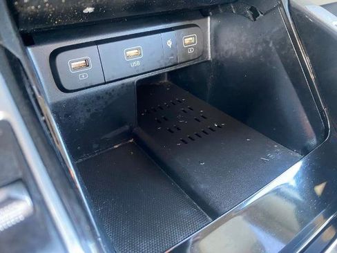 Used 2022 Kia Sorento SX image 22