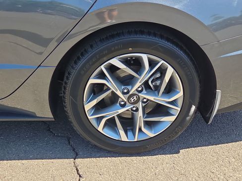 Used 2023 Hyundai Sonata SEL FWD image 16
