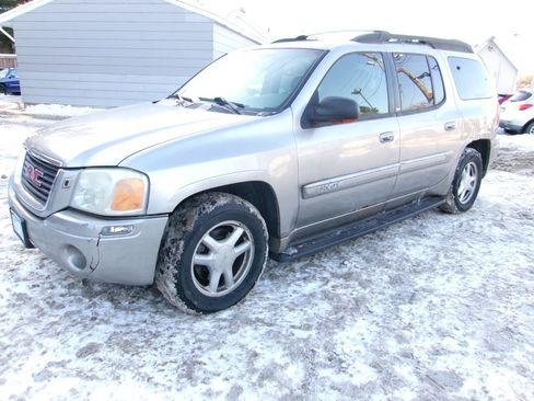 Used 2002 GMC Envoy XL SLT image 2