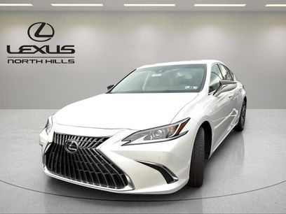 New 2025 Lexus ES 350 w/ Premium Package