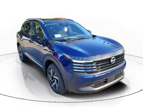 New 2026 Nissan Kicks SV image 1