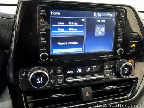 Used 2022 Toyota Highlander XLE image 15