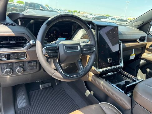 New 2026 GMC Yukon Denali Ultimate AWD/4WD image 20