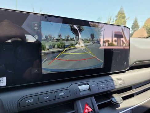 New 2026 Kia K4 FWD image 9