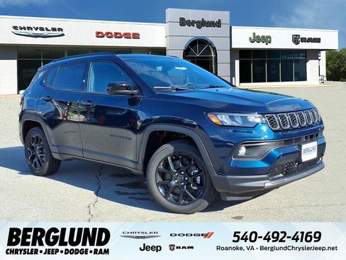 New 2026 Jeep Compass Latitude AWD/4WD image 1