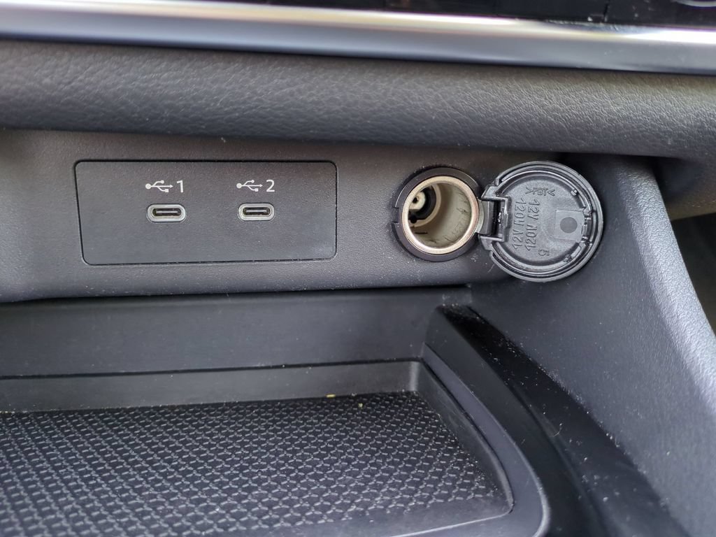 Used 2025 Nissan Rogue SV AWD/4WD image 24