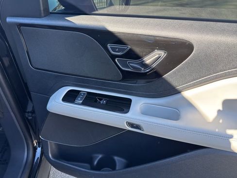 Used 2025 Lincoln Aviator AWD image 19