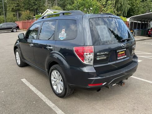 Used 2012 Subaru Forester 2.5X Limited AWD/4WD image 3