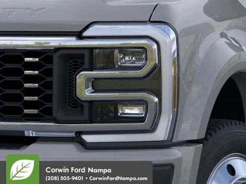 New 2026 Ford F450 Platinum w/ FX4 Off-Road Package AWD/4WD image 18