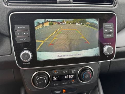 Used 2023 Nissan Leaf S FWD image 9