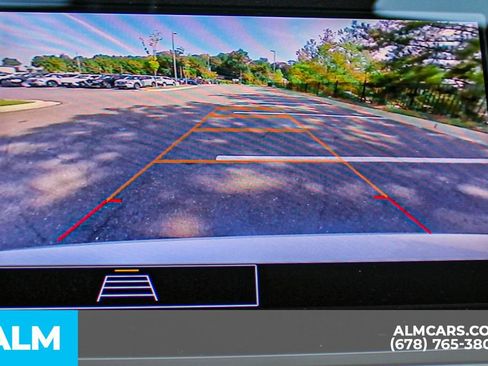 Used 2024 Chevrolet Malibu LT FWD image 32