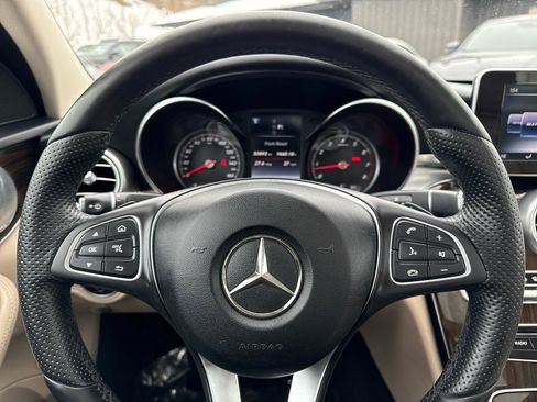 Used 2017 Mercedes-Benz C 300 4MATIC Sedan image 44