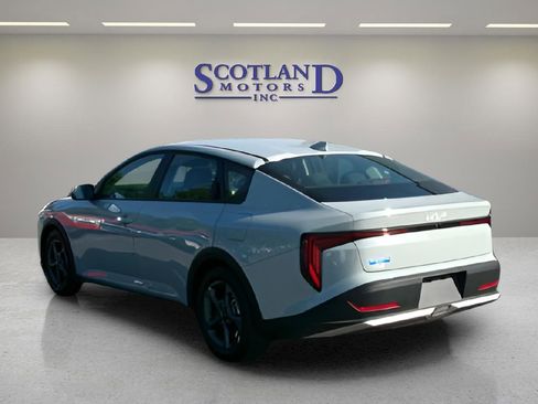 Used 2025 Kia K4 FWD image 8