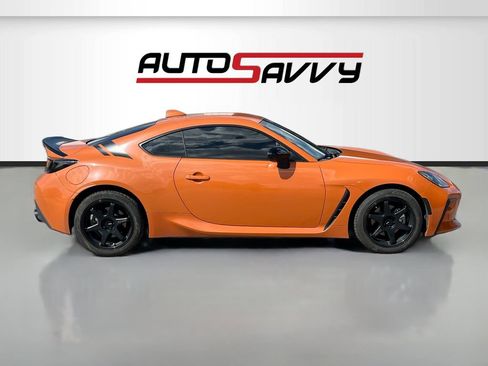 Used 2023 Toyota GR86 10th Anniversary SE RWD image 8