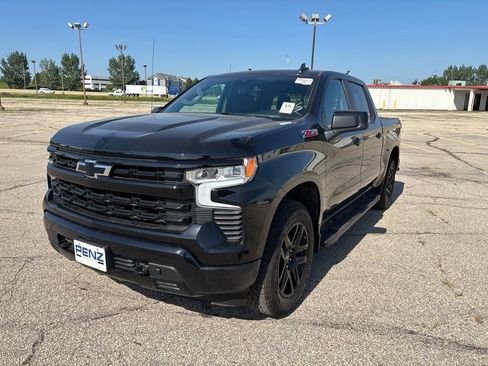 Used 2023 Chevrolet Silverado 1500 RST w/ Convenience Package II AWD/4WD image 1