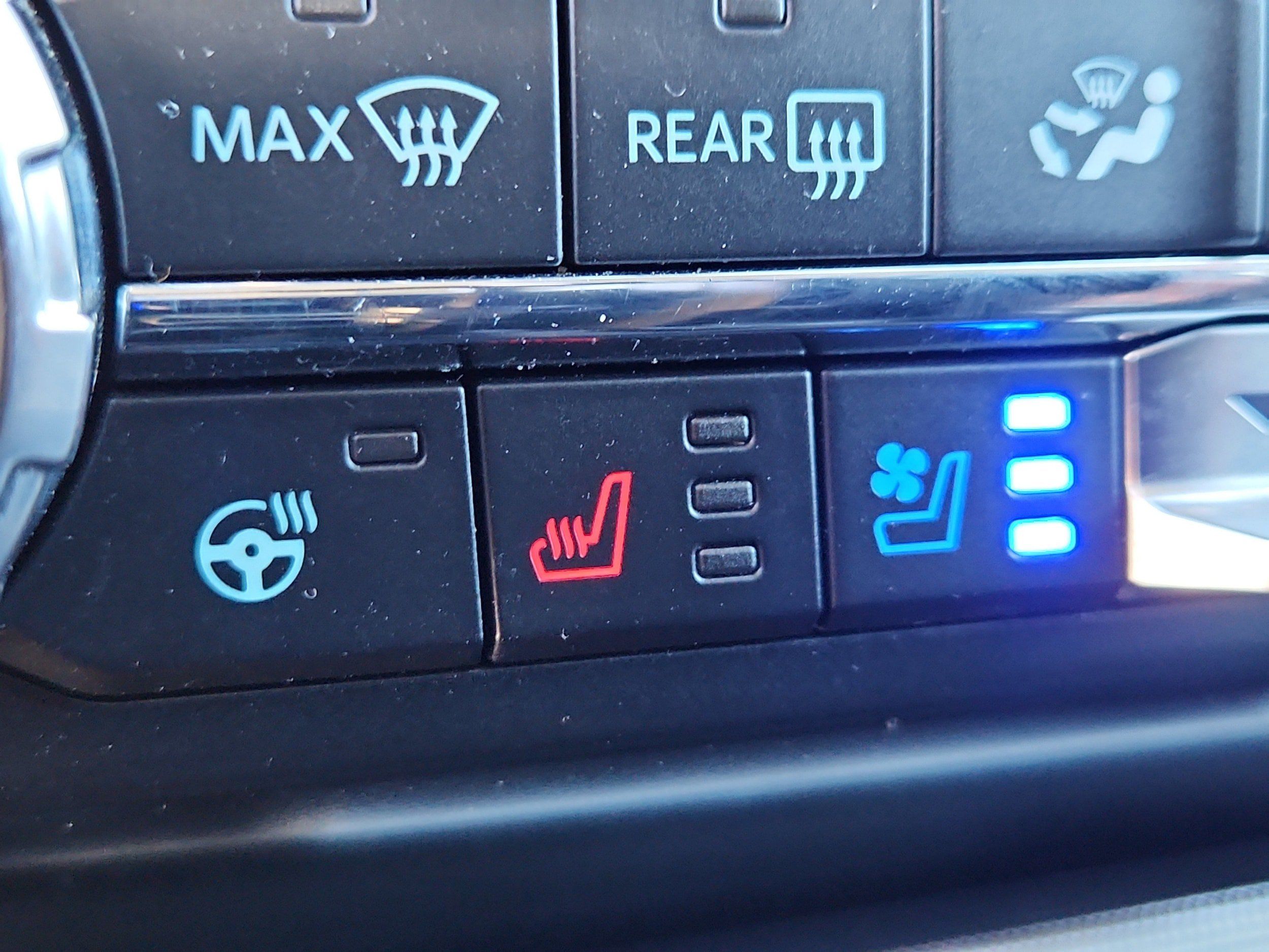 Used 2022 Ford F150 Limited AWD/4WD image 23