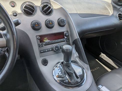 Used 2008 Pontiac Solstice GXP w/ Premium Package RWD image 12