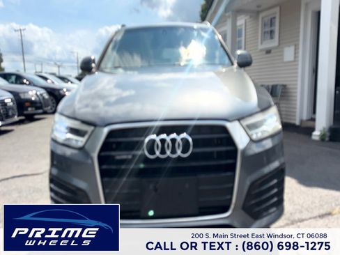 Used 2016 Audi Q3 2.0T Prestige w/ Prestige Package AWD/4WD image 2