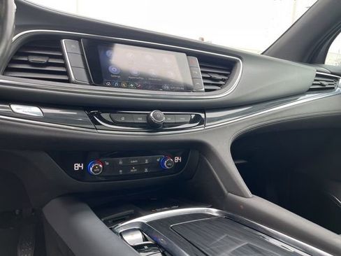 Used 2023 Buick Enclave Essence w/ Experience Buick Package image 18