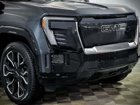 New 2025 GMC Sierra EV Denali image 2