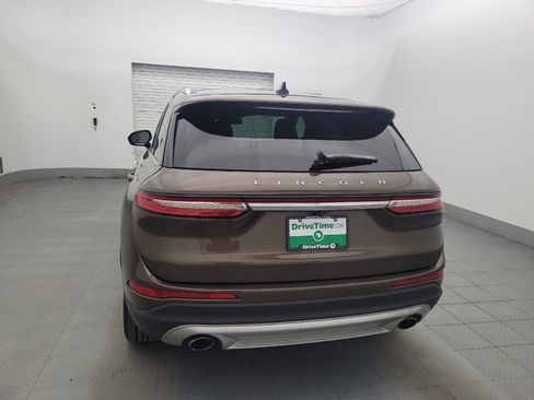 Used 2022 Lincoln Corsair AWD w/ Premium Package image 6