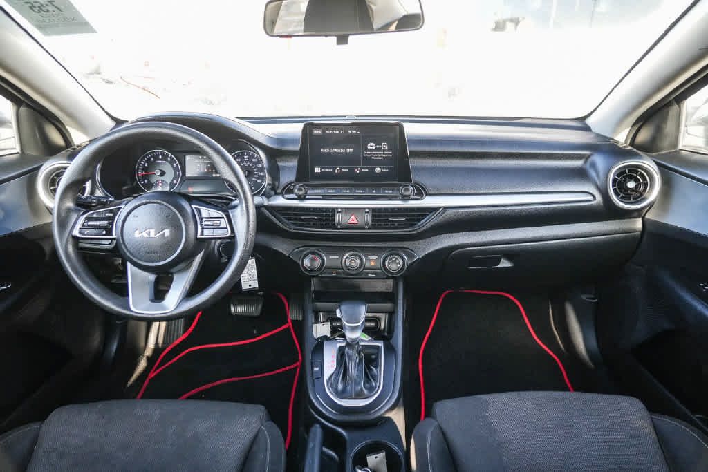 Used 2023 Kia Forte LXS w/ LXS Technology Package FWD image 12
