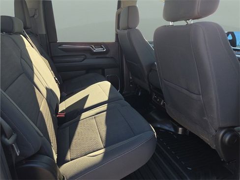 Used 2024 GMC Sierra 3500 SLE image 24