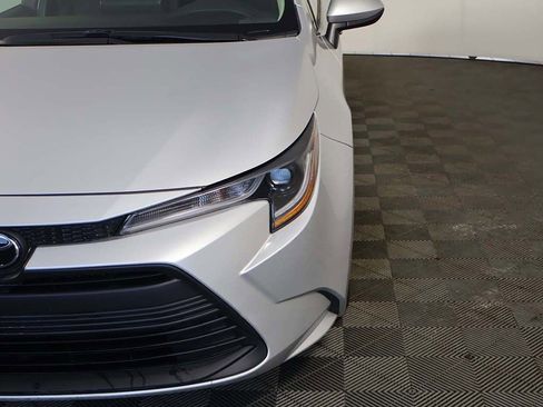 Used 2023 Toyota Corolla LE FWD image 11