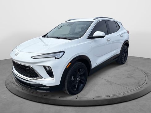 Used 2025 Buick Encore GX Sport Touring w/ Advanced Technology Package image 3