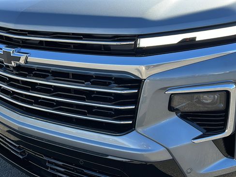 New 2026 Chevrolet Traverse High Country image 9